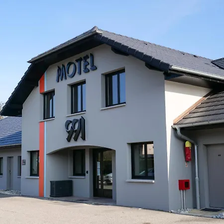 Hotel 991